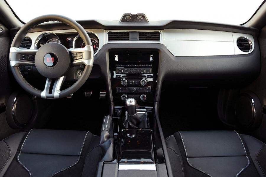 Торпедо Saleen S281 2010 года  (фото 26 из 51)